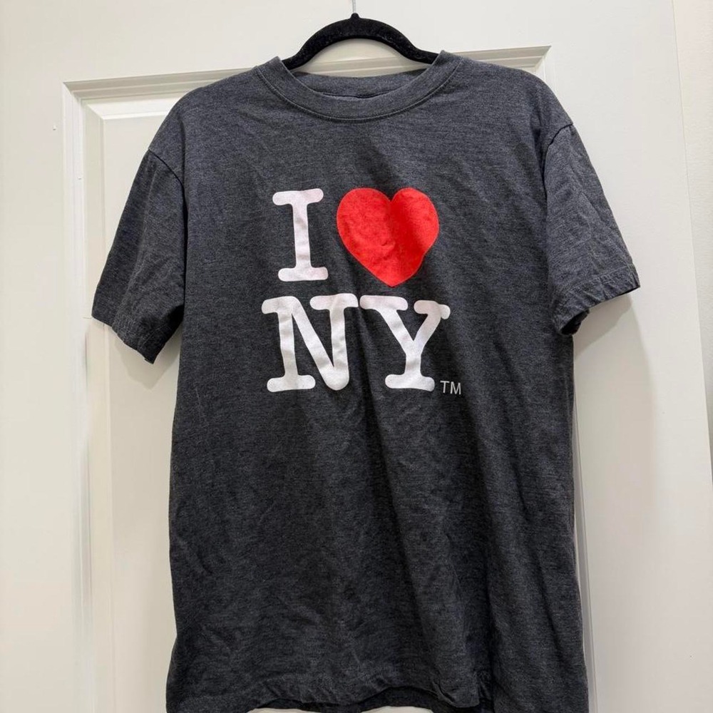 I Love NY Graphic T-Shirt Charcoal Gray Heather Short Sleeve Souvenir Medium
